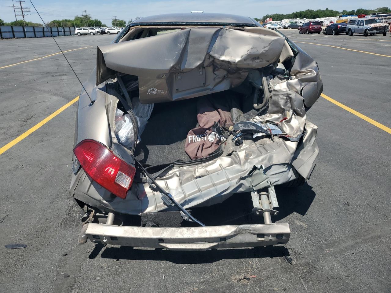 2002 Mercury Sable Gs VIN: 1MEFM50U12A647713 Lot: 61749475