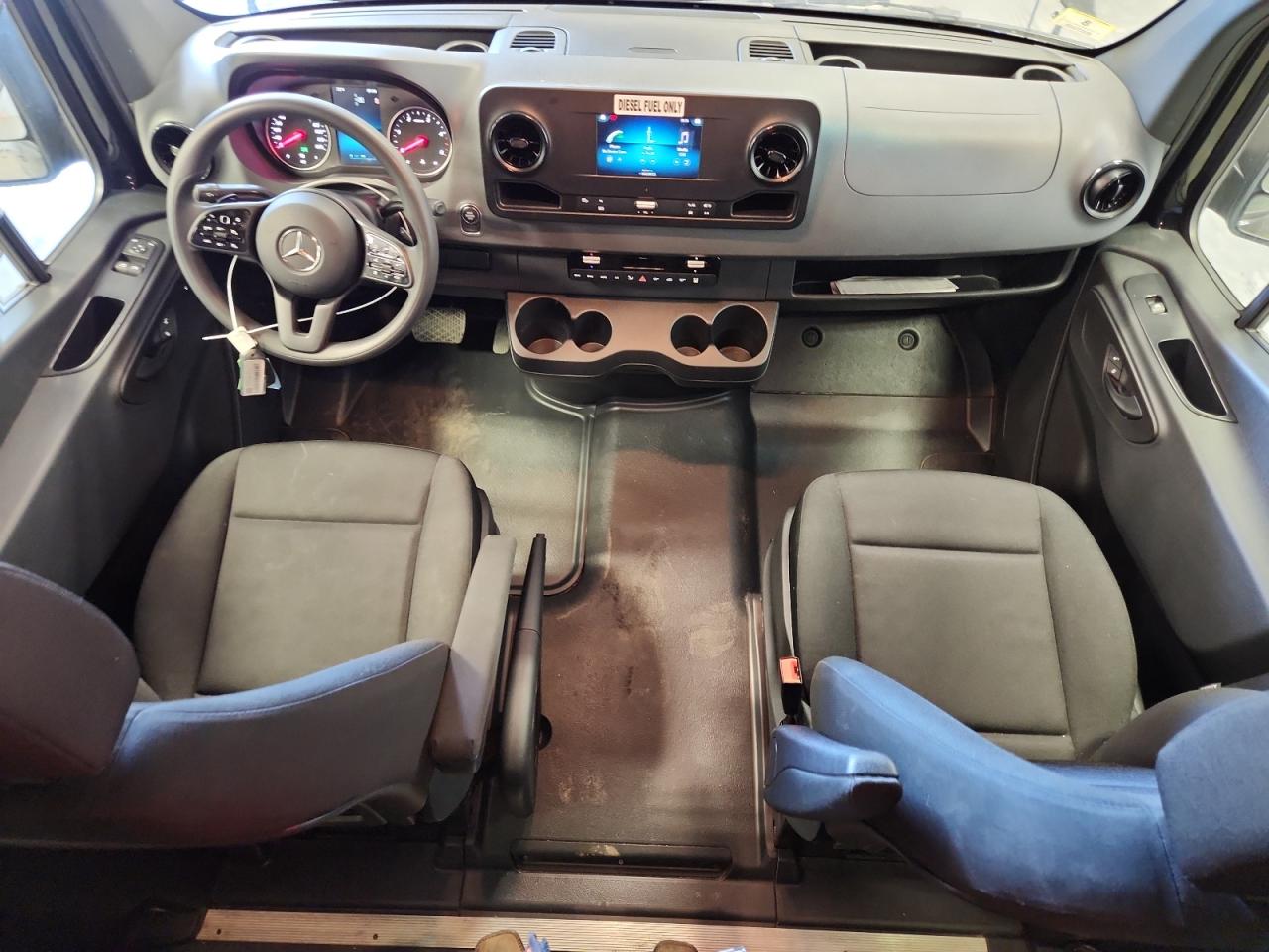 2024 Mercedes-Benz Sprinter 2500 VIN: W1Z4KFHYXRP725853 Lot: 62282215