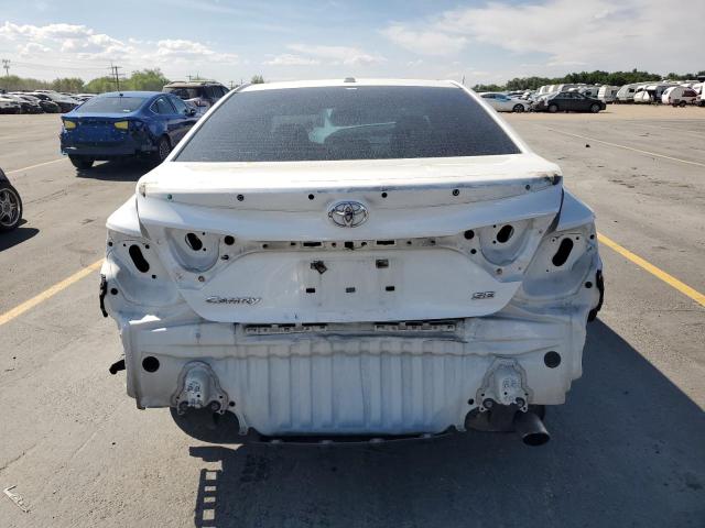  TOYOTA CAMRY 2016 Белы