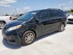 2014 Toyota Sienna Xle for Sale in Haslet, TX - Front End