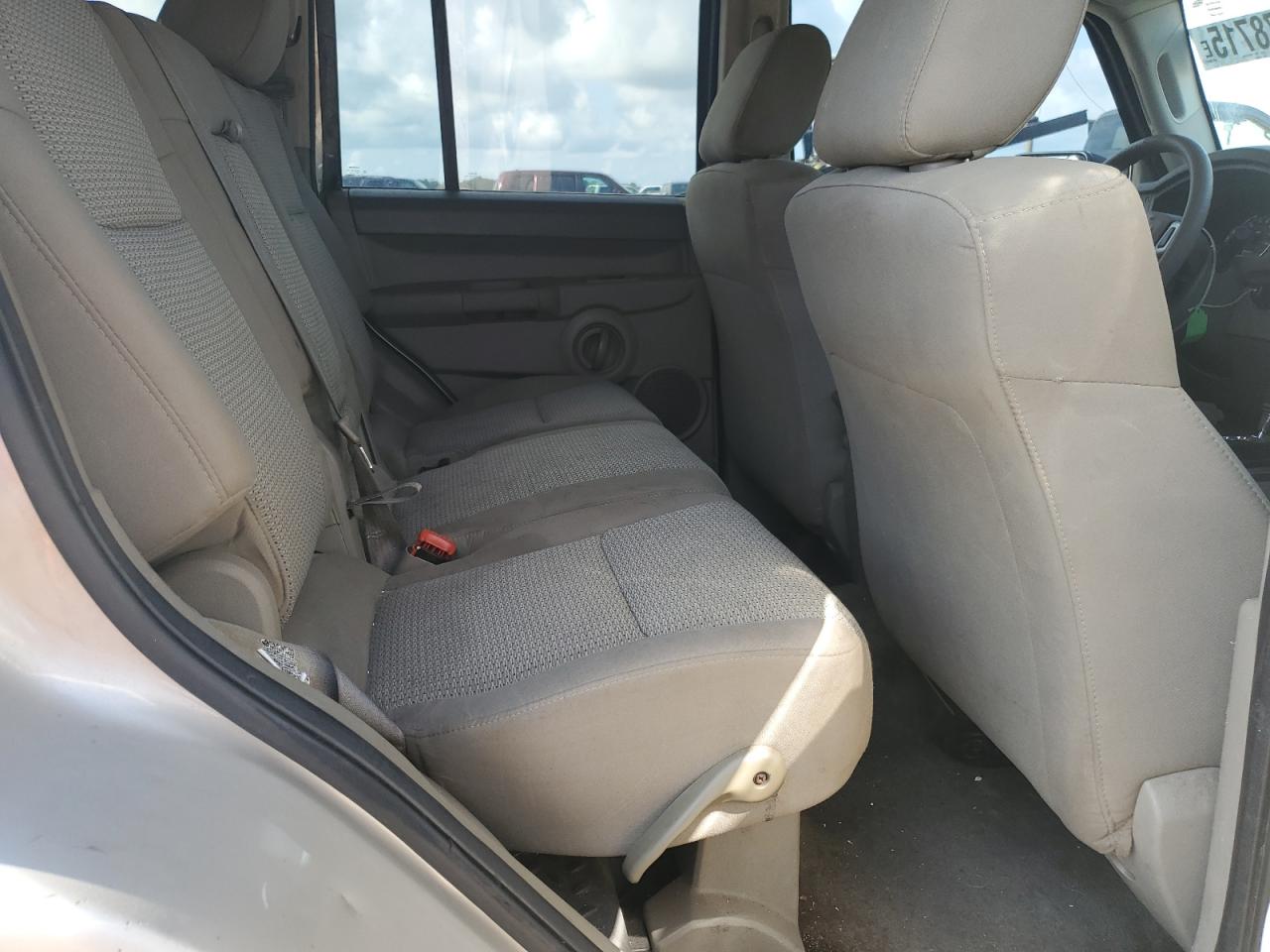 2008 Jeep Commander Sport VIN: 1J8HH48K88C115361 Lot: 59978715