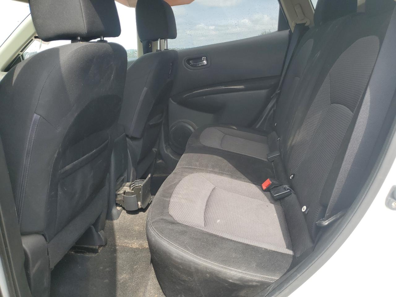 2011 Nissan Rogue S VIN: JN8AS5MV5BW288555 Lot: 62347525