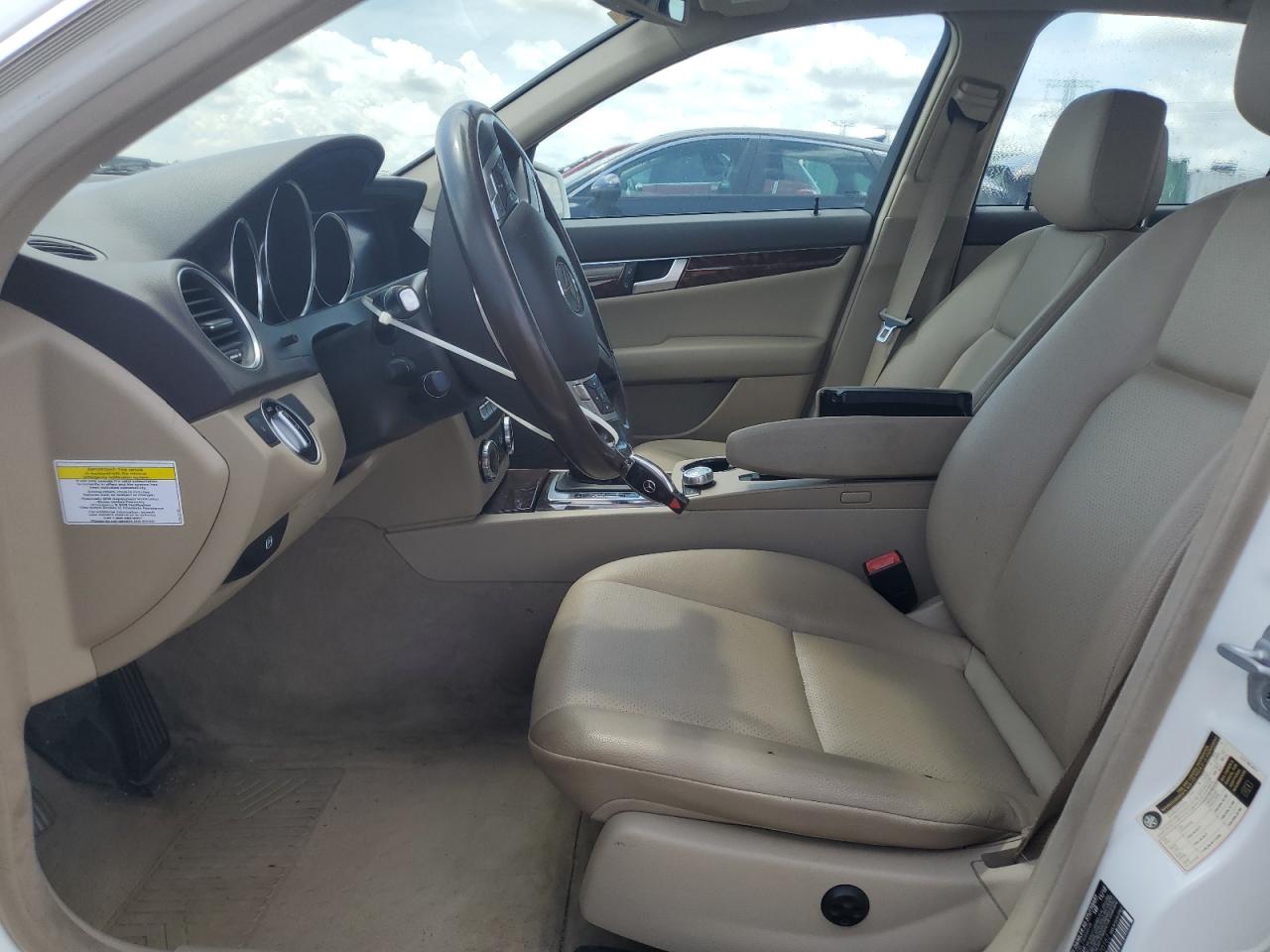 2013 Mercedes-Benz C 300 4Matic VIN: WDDGF8ABXDR270162 Lot: 62854595
