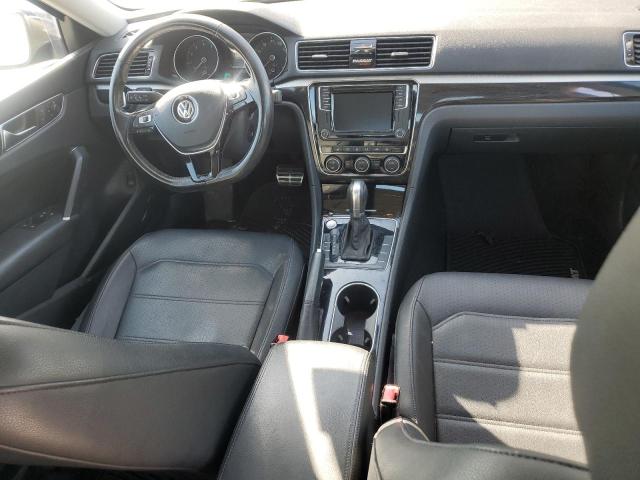  VOLKSWAGEN PASSAT 2019 Черный