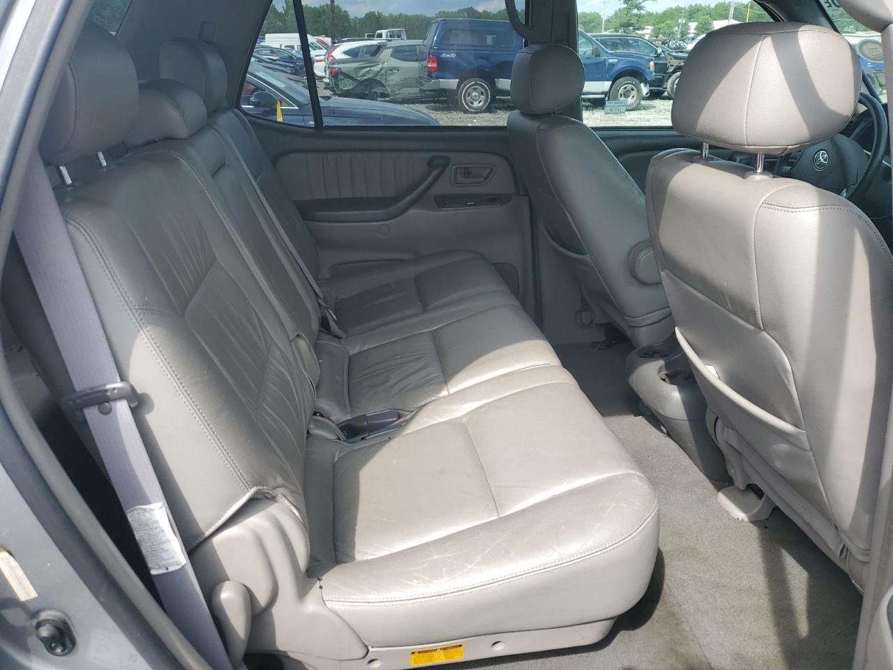 2003 Toyota Sequoia Limited VIN: 5TDBT48A83S139153 Lot: 61470845