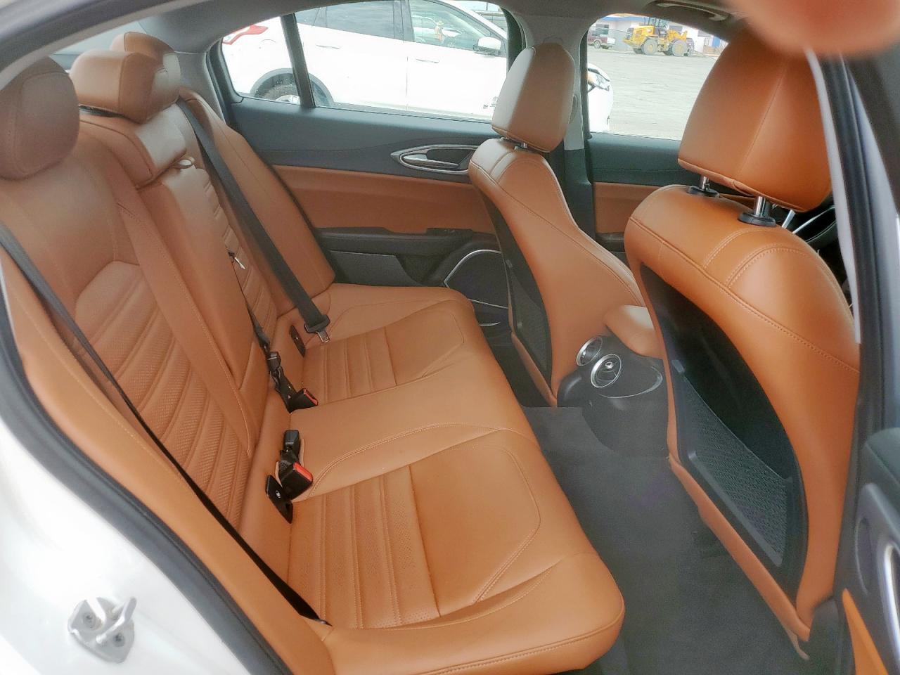 2018 Alfa Romeo Giulia Ti VIN: ZARFAECN8J7576011 Lot: 59861085