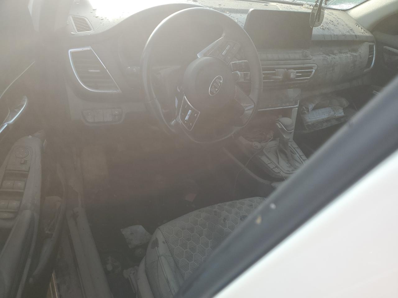 2021 Kia Seltos Sx VIN: KNDETCA23M7213973 Lot: 62066095