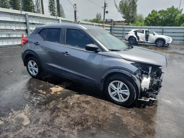  NISSAN KICKS 2018 Gray