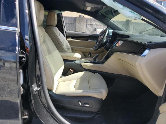  CADILLAC XT5 2018 Czarny