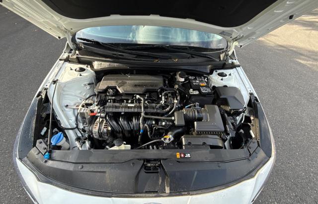  HYUNDAI ELANTRA 2022 White