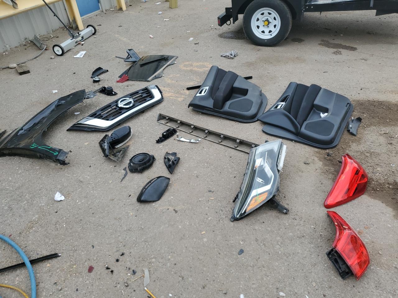 2017 Nissan Pathfinder S VIN: 5N1DR2MN3HC692642 Lot: 61763175