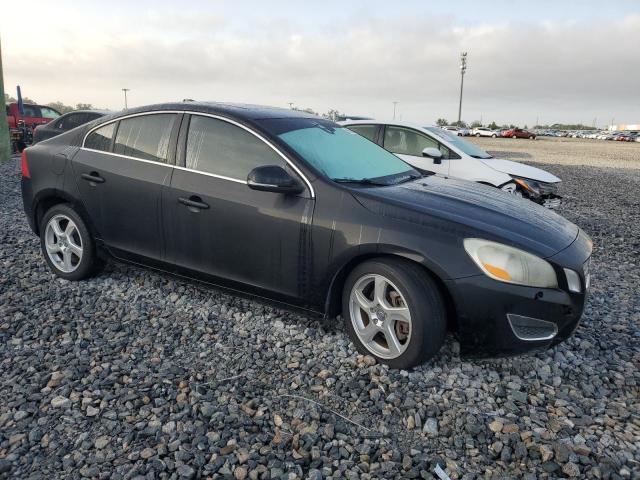 Sedans VOLVO S60 2013 Czarny
