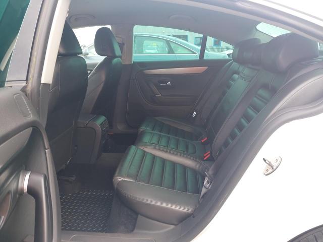 2011 VOLKSWAGEN PASSAT GT