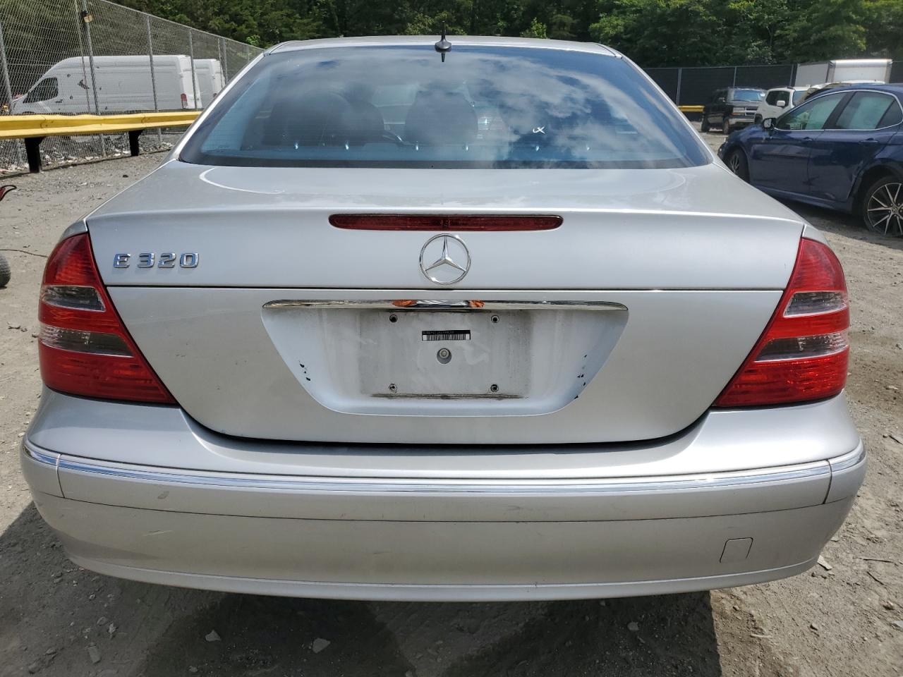2004 Mercedes-Benz E 320 VIN: WDBUF65J24A498060 Lot: 59600015
