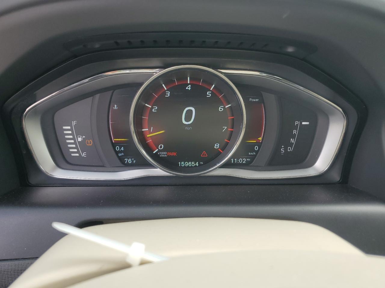 2016 Volvo Xc60 T5 Premier VIN: YV4612RK1G2819957 Lot: 61799735