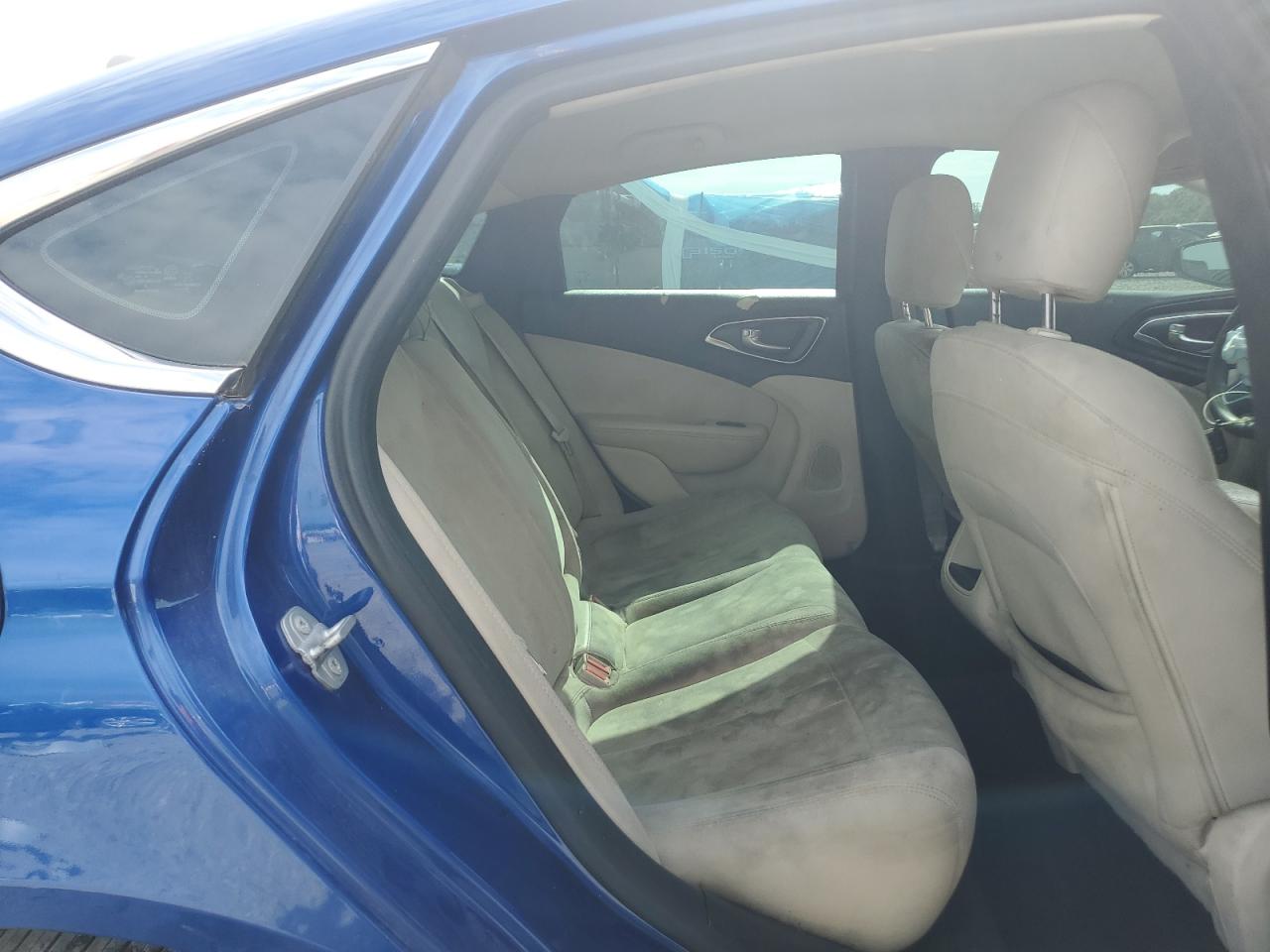 CHRYSLER 200 2015 VIN 1C3CCCAB4FN750572 фото 10