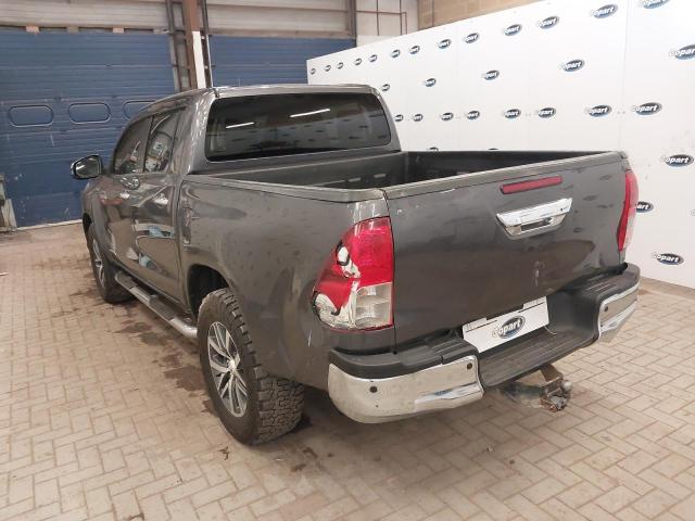 2018 TOYOTA HILUX INVI