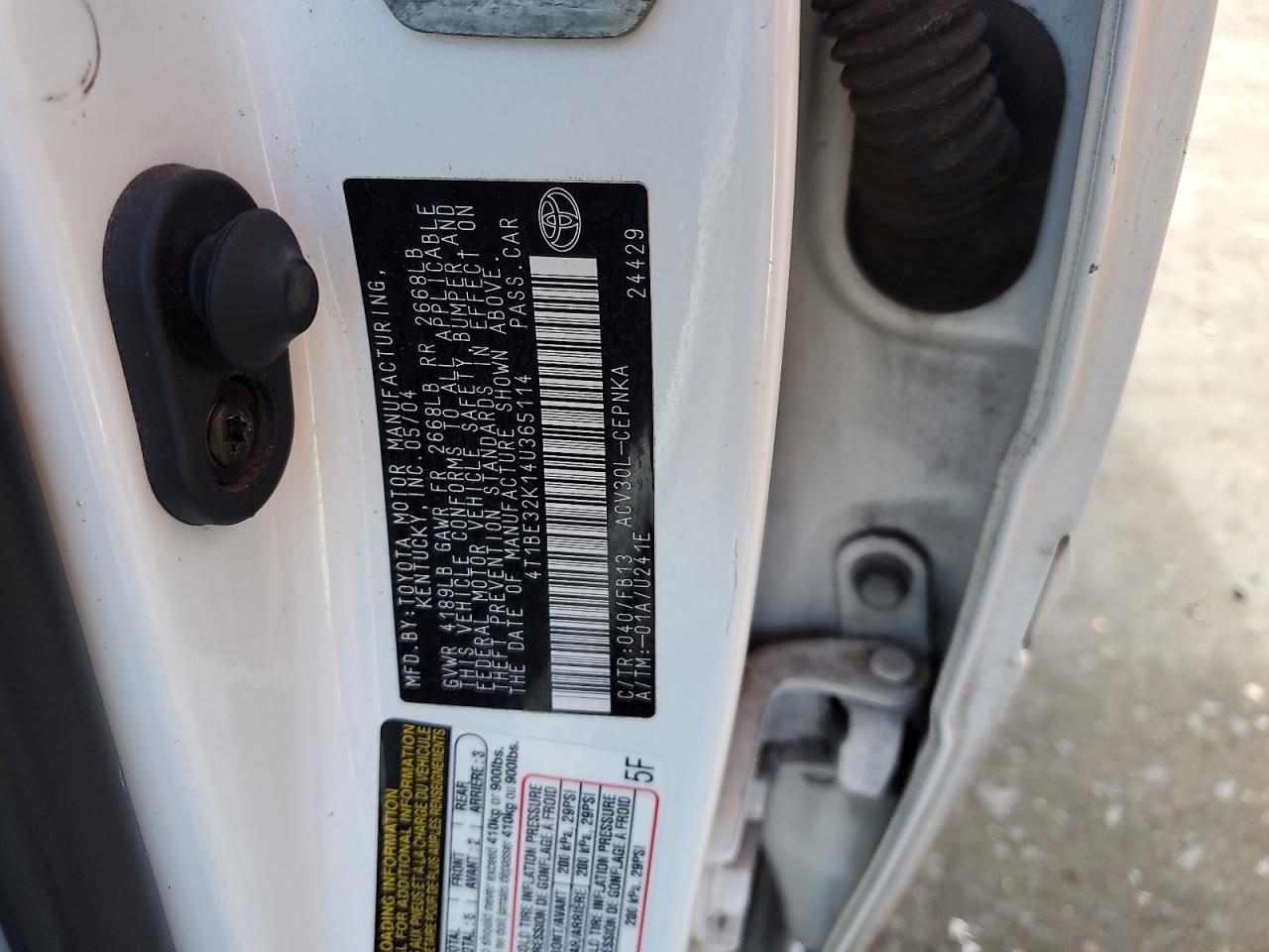 2004 Toyota Camry Le VIN: 4T1BE32K14U365114 Lot: 62367595