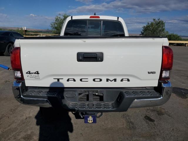  TOYOTA TACOMA 2021 Biały