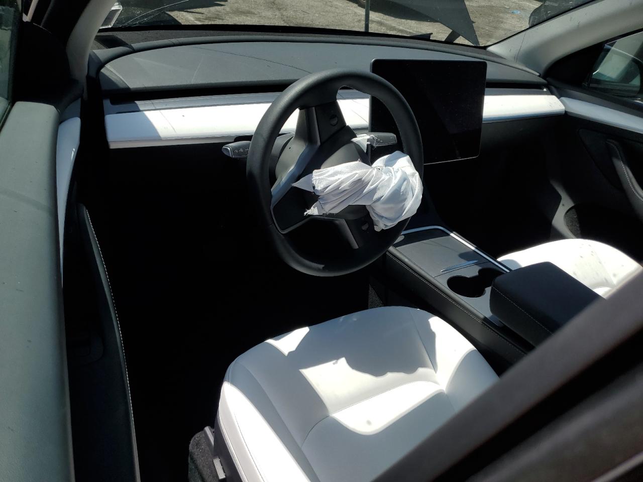 2025 Tesla Model Y VIN: 7SAYGDED3SF278416 Lot: 61863155