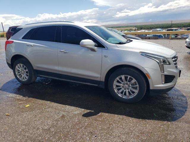  CADILLAC XT5 2017 Srebrny