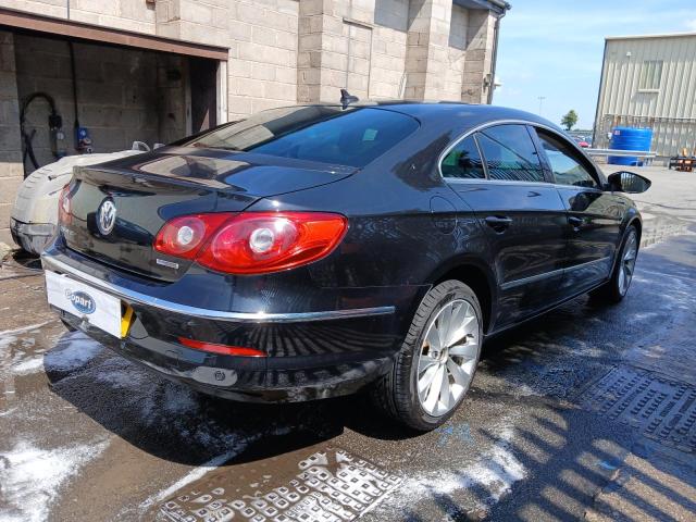 2011 VOLKSWAGEN PASSAT GT