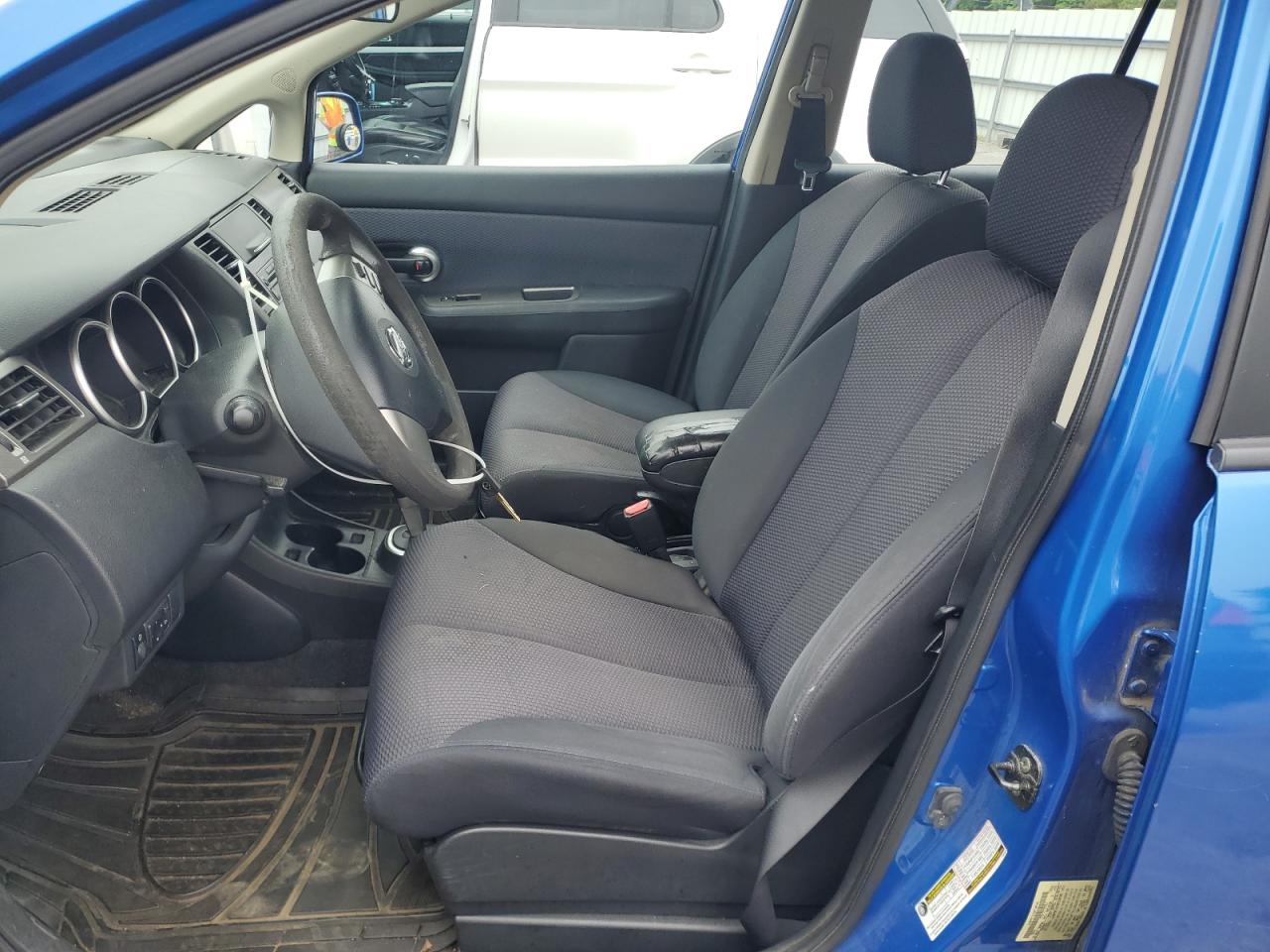 2007 Nissan Versa S VIN: 3N1BC13E27L365874 Lot: 61129355