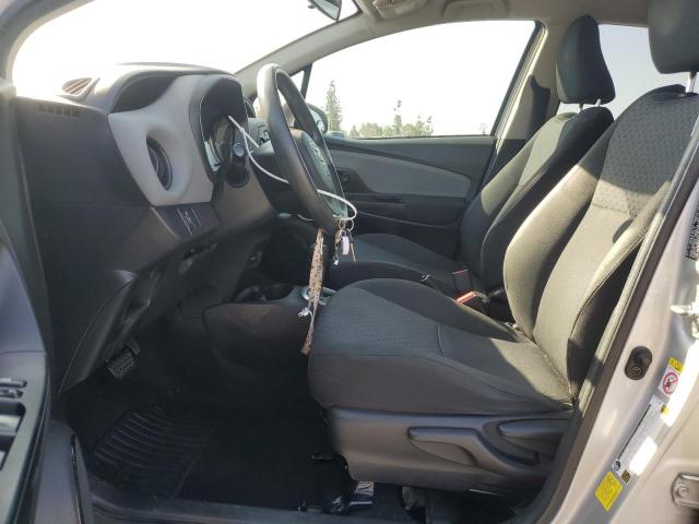  TOYOTA YARIS 2015 Srebrny
