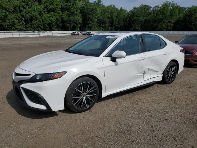  TOYOTA CAMRY 2022 Белы