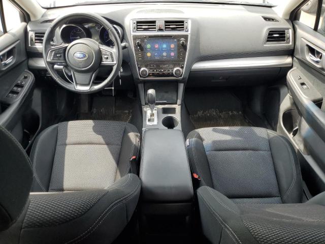  SUBARU OUTBACK 2019 Srebrny