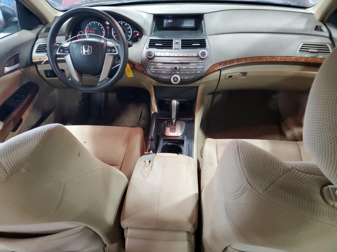 2009 Honda Accord Ex VIN: 1HGCP26719A064811 Lot: 62942205