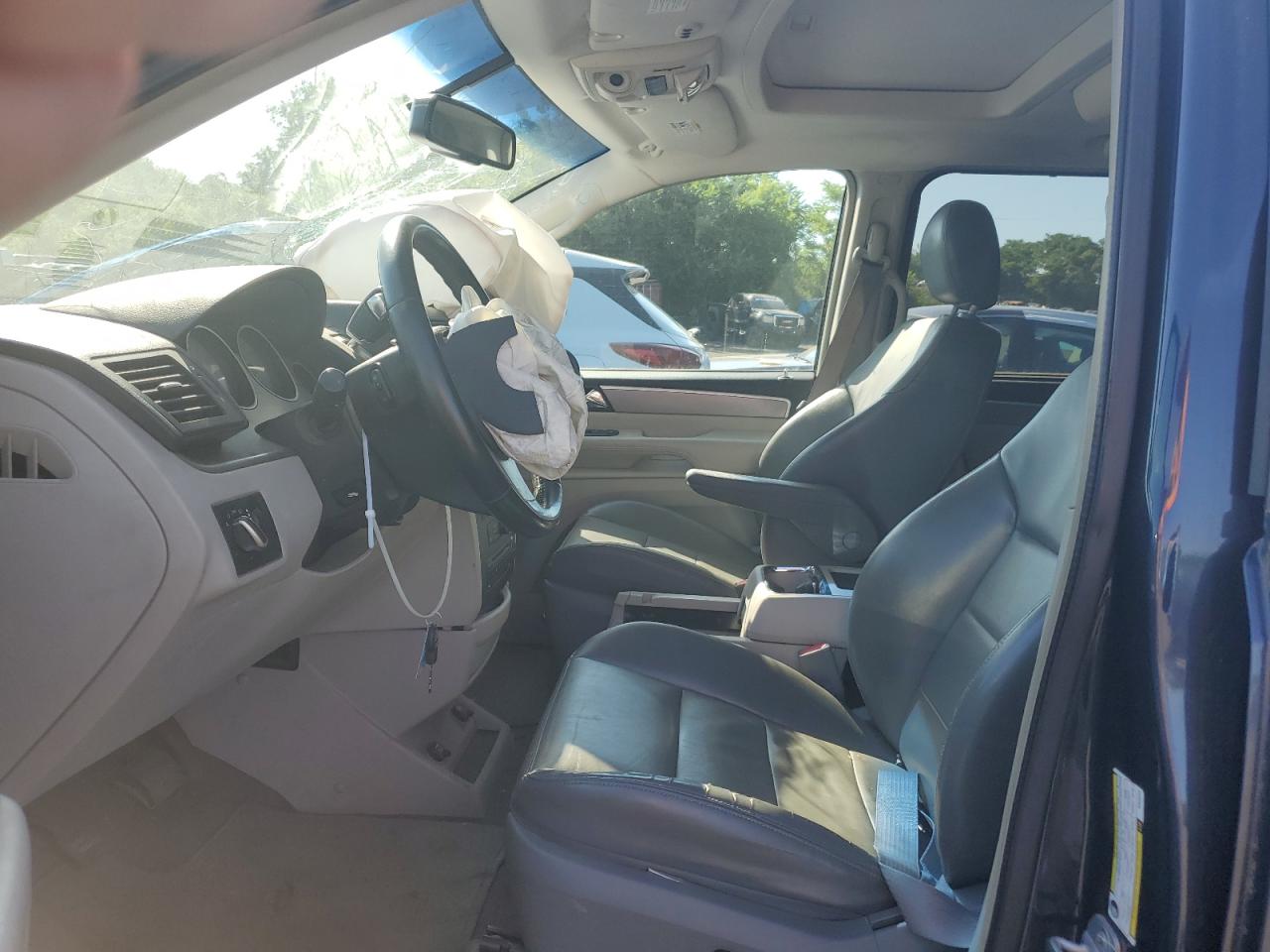 2009 Volkswagen Routan Sel VIN: 2V8HW54X49R580236 Lot: 61033465