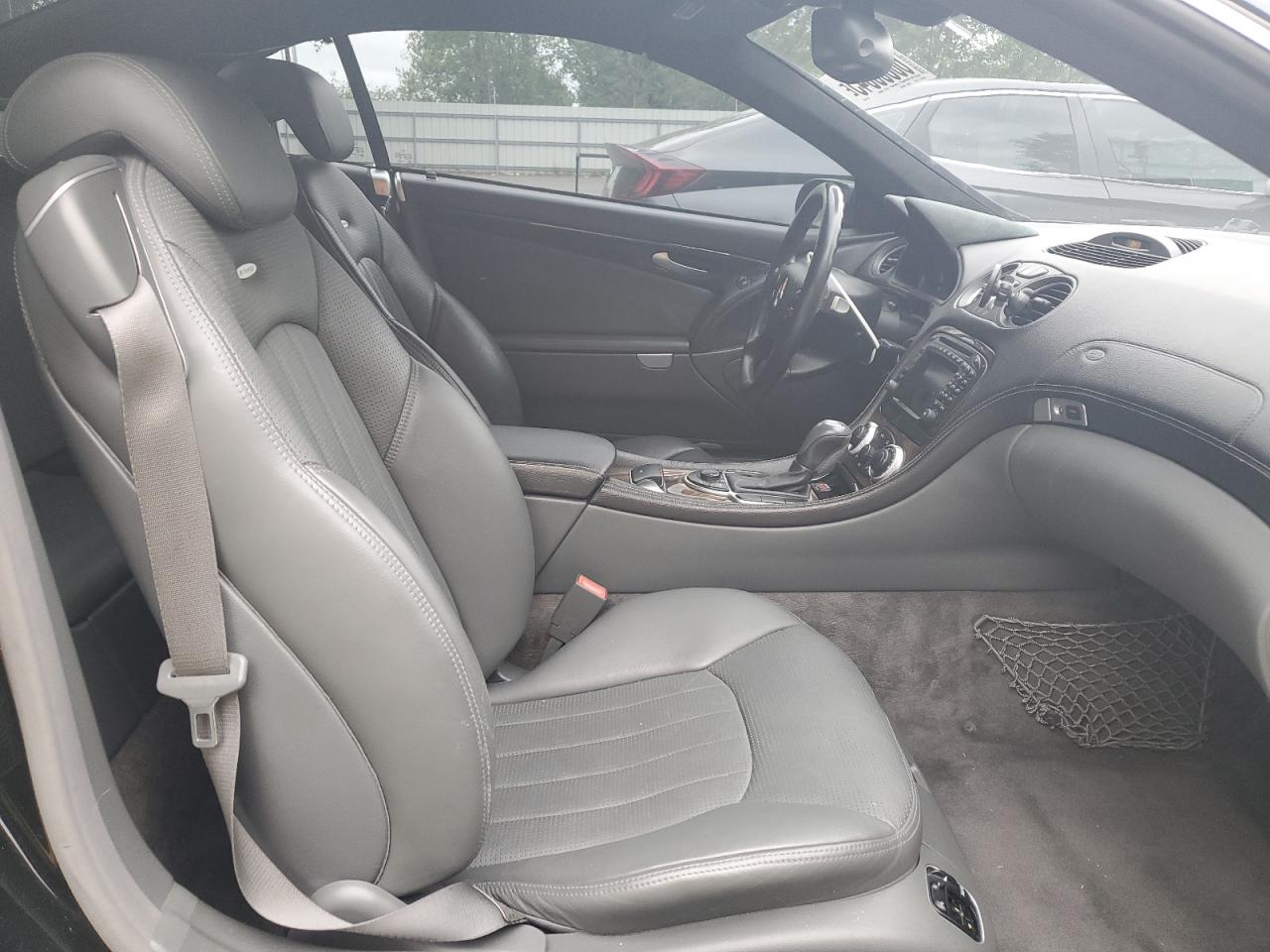 2004 Mercedes-Benz Sl 55 Amg VIN: WDBSK74F24F076539 Lot: 60300045
