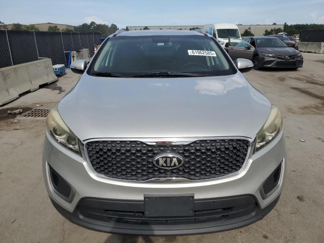  KIA SORENTO 2016 Srebrny