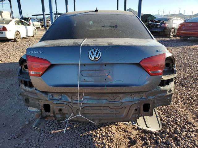 Sedans VOLKSWAGEN PASSAT 2013 Szary