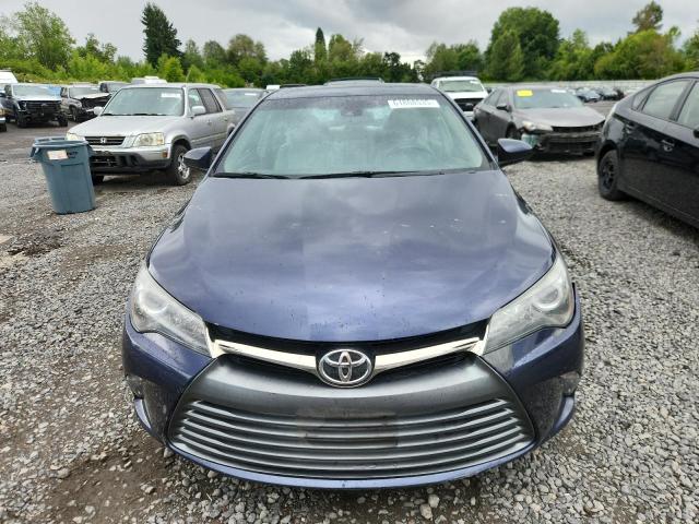  TOYOTA CAMRY 2016 Granatowy