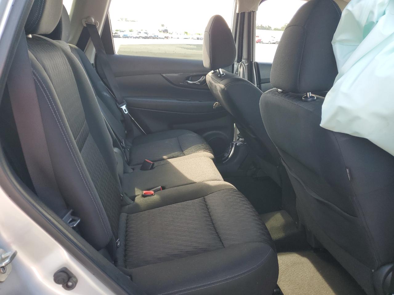 2020 Nissan Rogue S VIN: KNMAT2MV3LP529385 Lot: 62416705