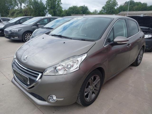 PEUGEOT 208 ALLURE 2013