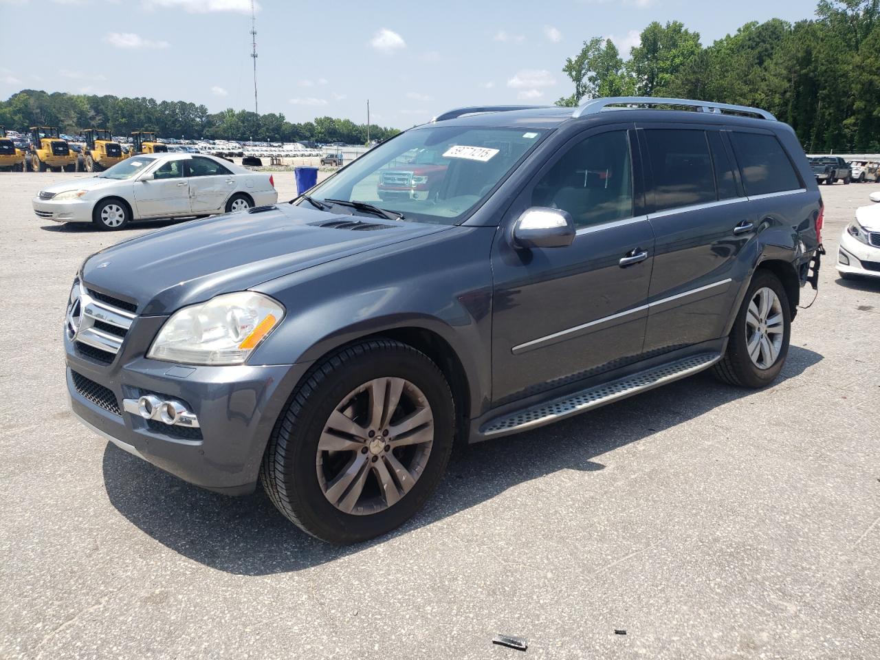 2010 Mercedes-Benz Gl 450 4Matic for Sale in Dunn, NC - Rear End