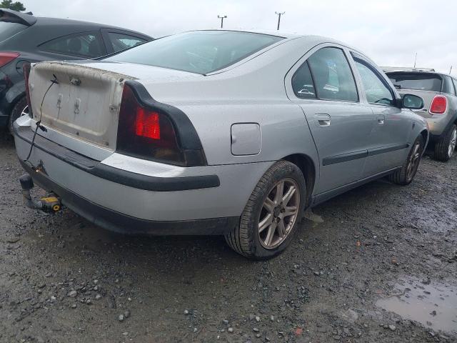 2001 VOLVO S60 T S AU