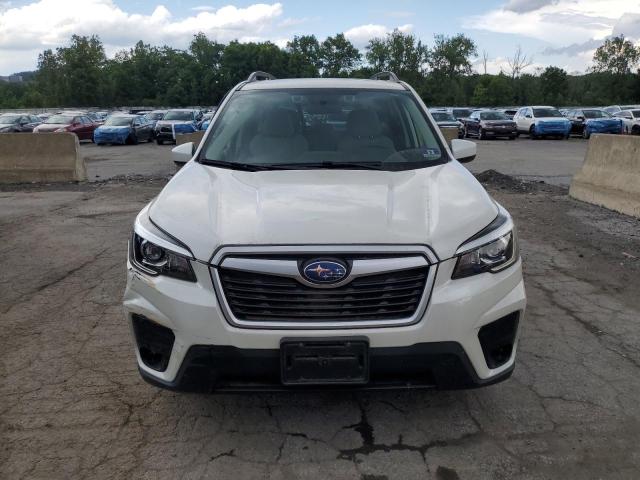  SUBARU FORESTER 2019 Biały