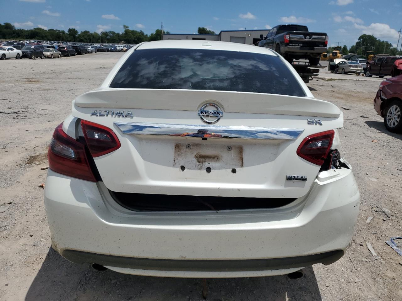2018 Nissan Altima 2.5 VIN: 1N4AL3AP2JC138458 Lot: 62180165