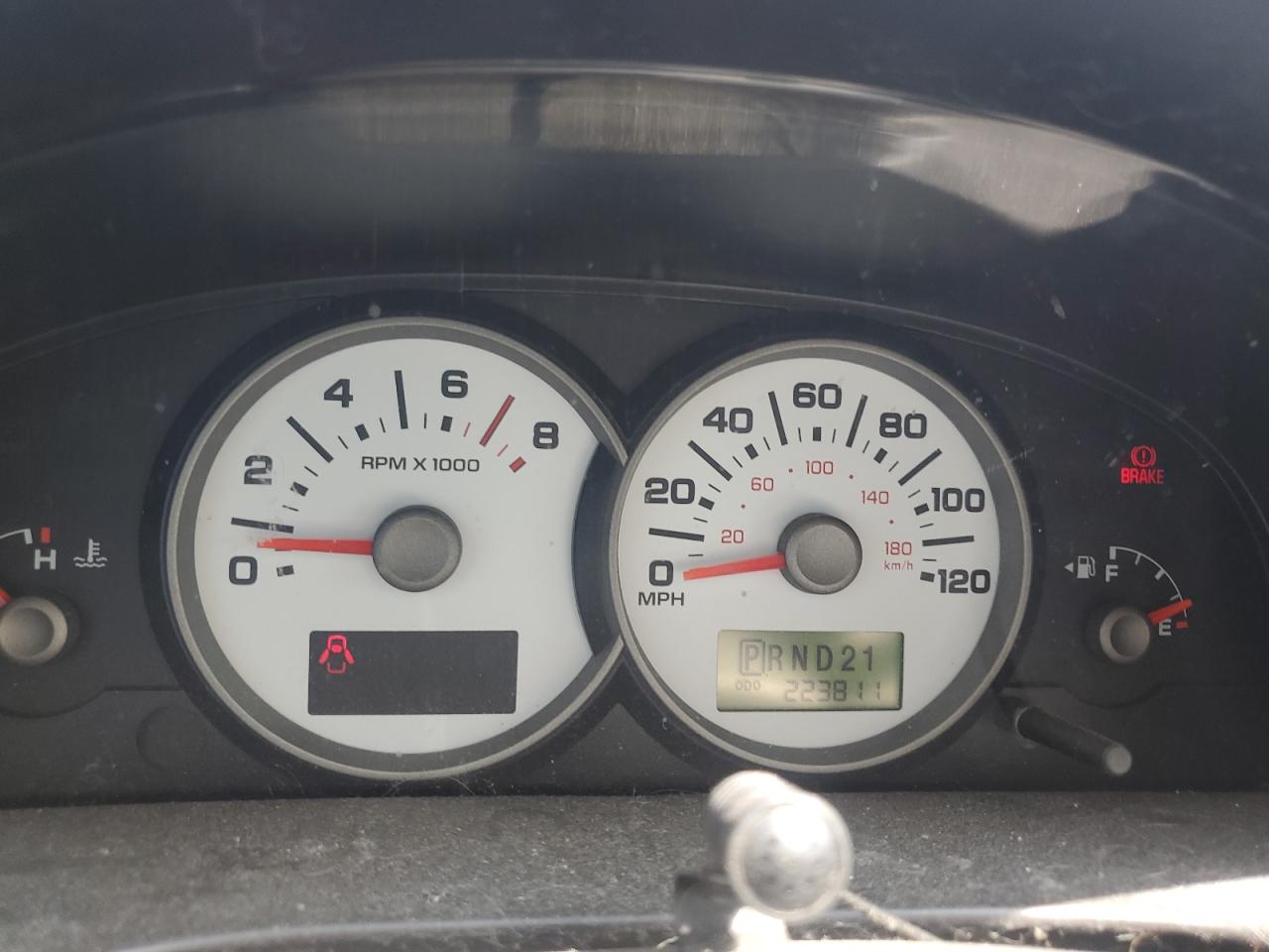 2005 Ford Escape Xls VIN: 1FMYU02Z35KA02044 Lot: 61158995