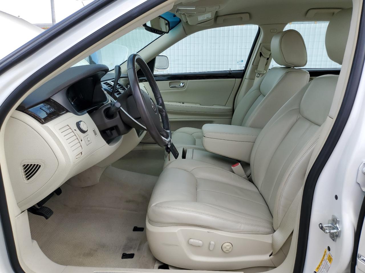 2008 Cadillac Dts VIN: 1G6KD57Y08U149988 Lot: 62000365