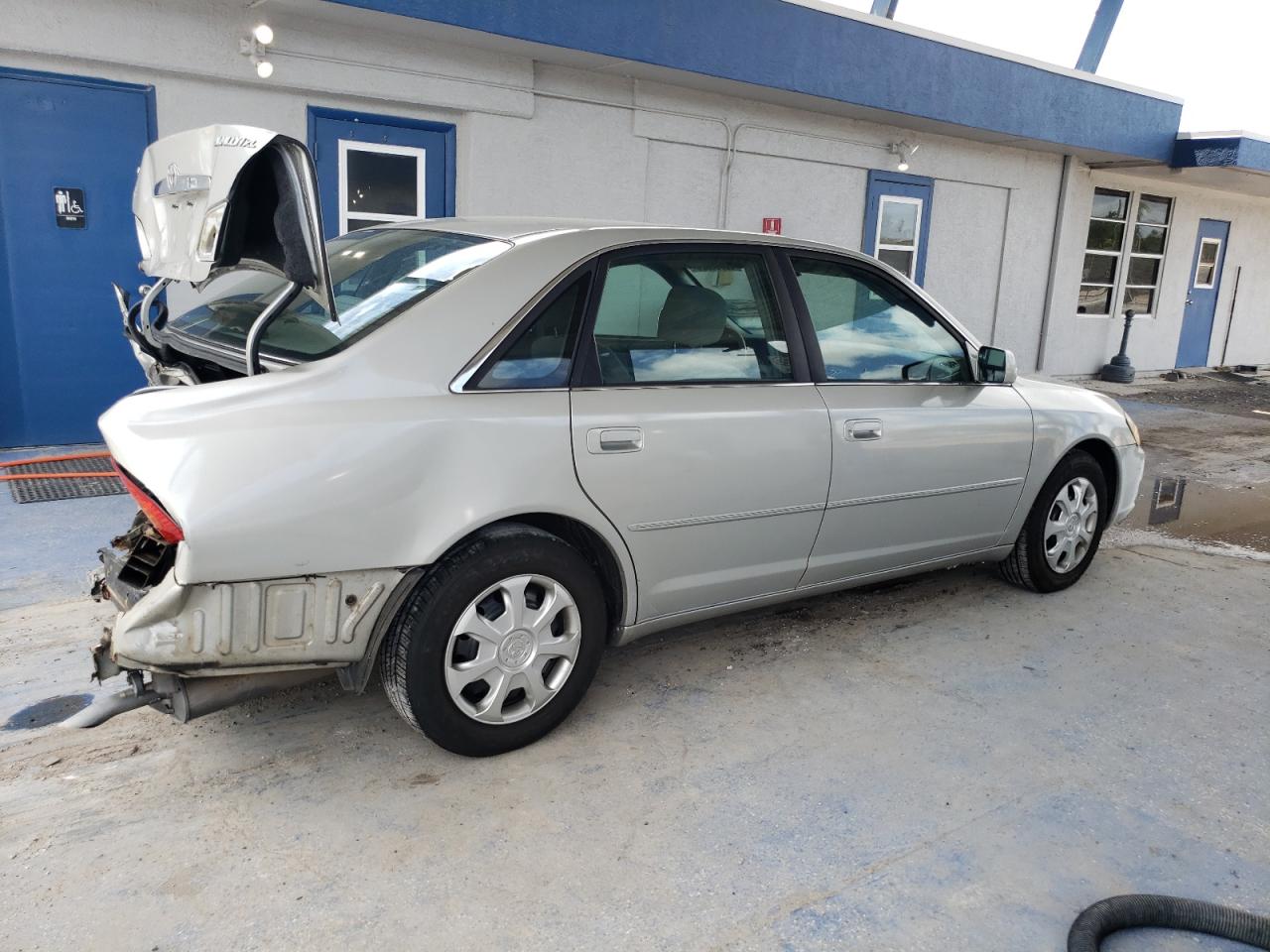 TOYOTA AVALON 2002 VIN 4T1BF28B42U231175 photo 3