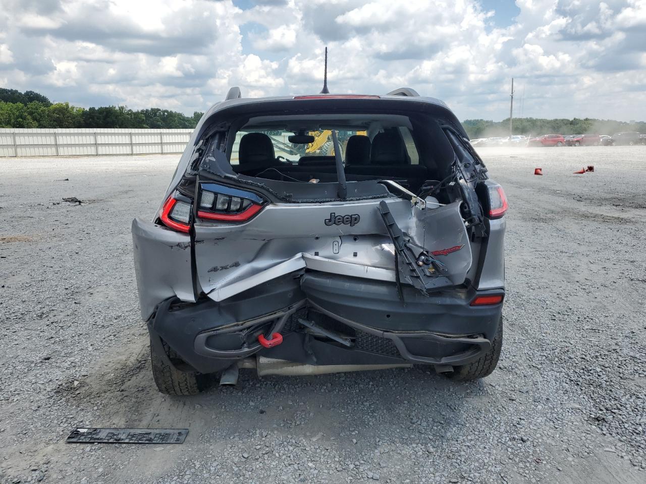 2019 Jeep Cherokee Trailhawk VIN: 1C4PJMBX3KD385398 Lot: 62817785
