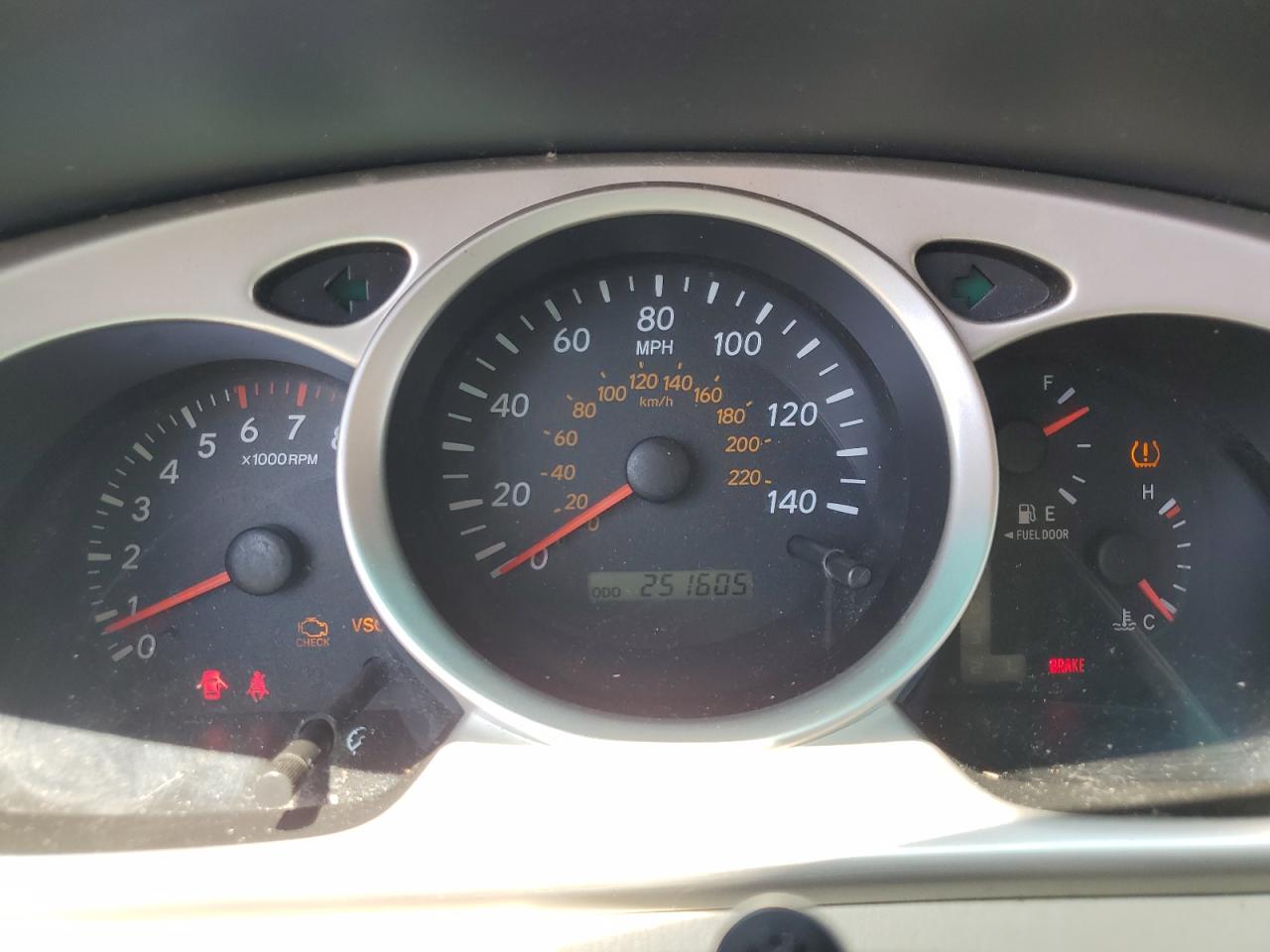 2006 Toyota Highlander Limited VIN: JTEEP21A760168890 Lot: 61821665
