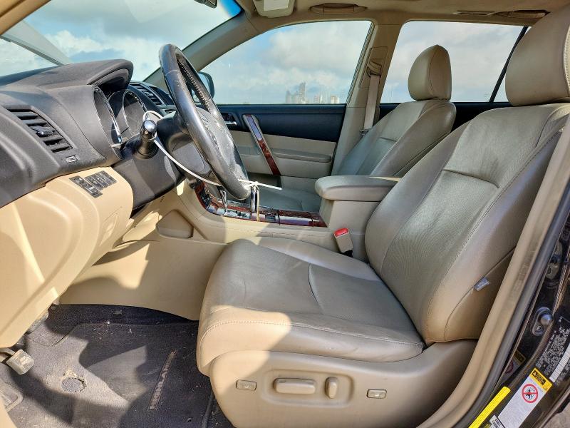 Parquets TOYOTA HIGHLANDER 2013 Czarny
