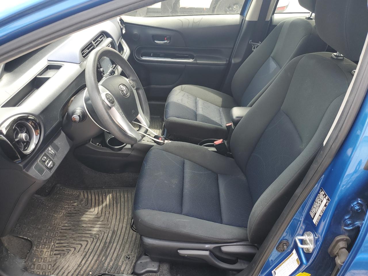 2015 Toyota Prius C VIN: JTDKDTB3XF1115195 Lot: 61012915