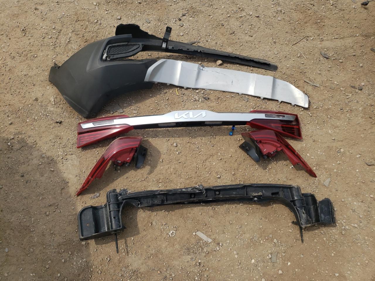 2023 Kia Seltos Sx VIN: KNDETCA26P7359059 Lot: 60651245